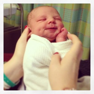 Baby Mo! Check out those dimples! ❤️❤️❤️ @roccohobbs @maxwellj213