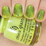 Toxic sludge! Deets through the link in my bio! #chinaglaze #opi #peachypolish #mundodeunas 