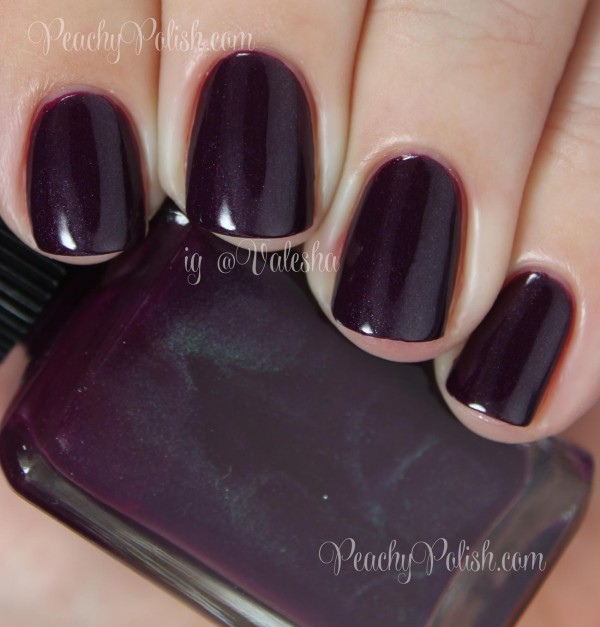 Illamasqua Gothiqua | Peachy Polish