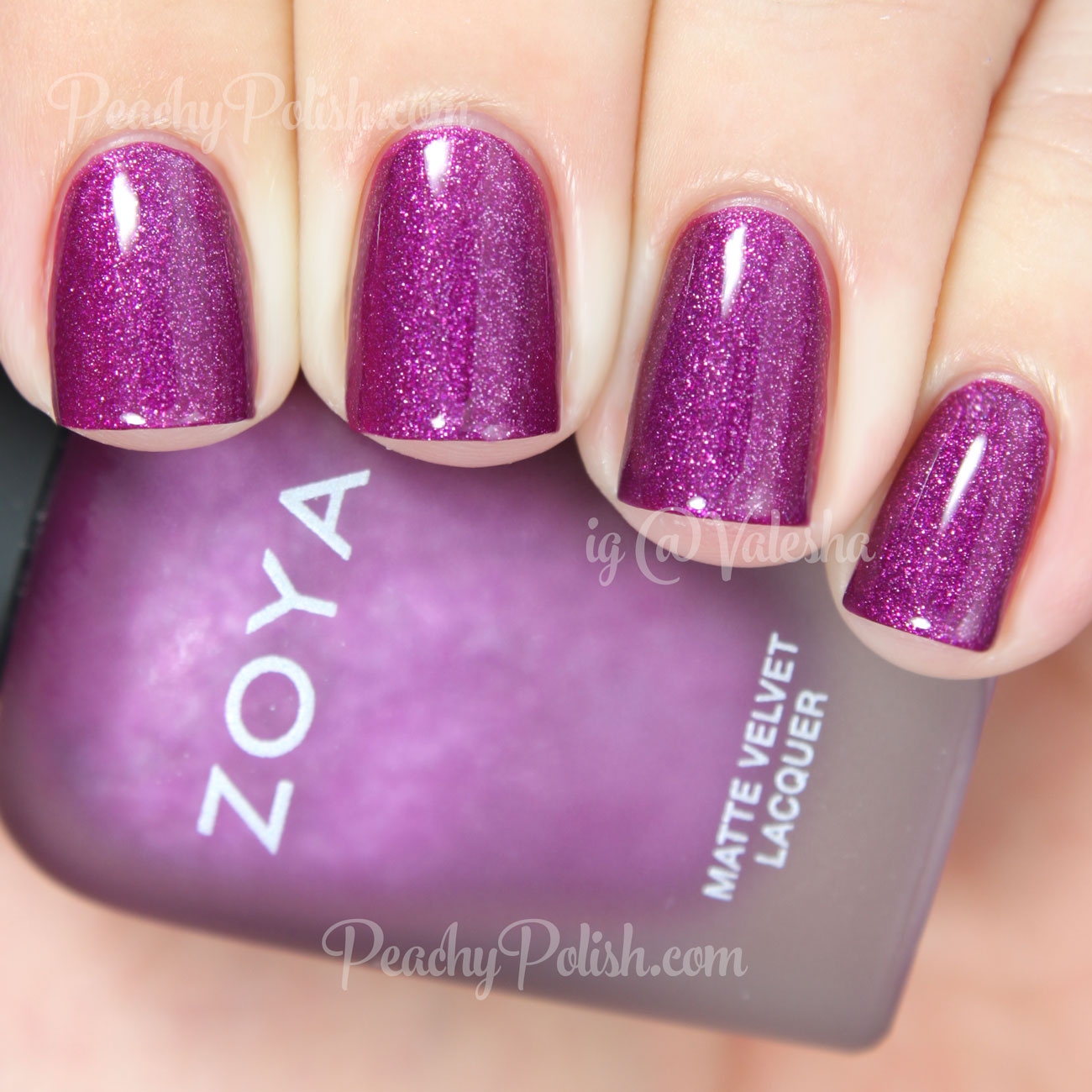 Zoya Harlow w/ topcoat | Peachy Polish