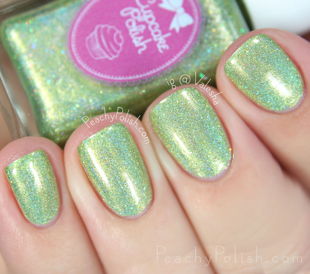 Cupcake Polish Jingle | Holiday 2015 Holiday Magic Collection | Peachy Polish