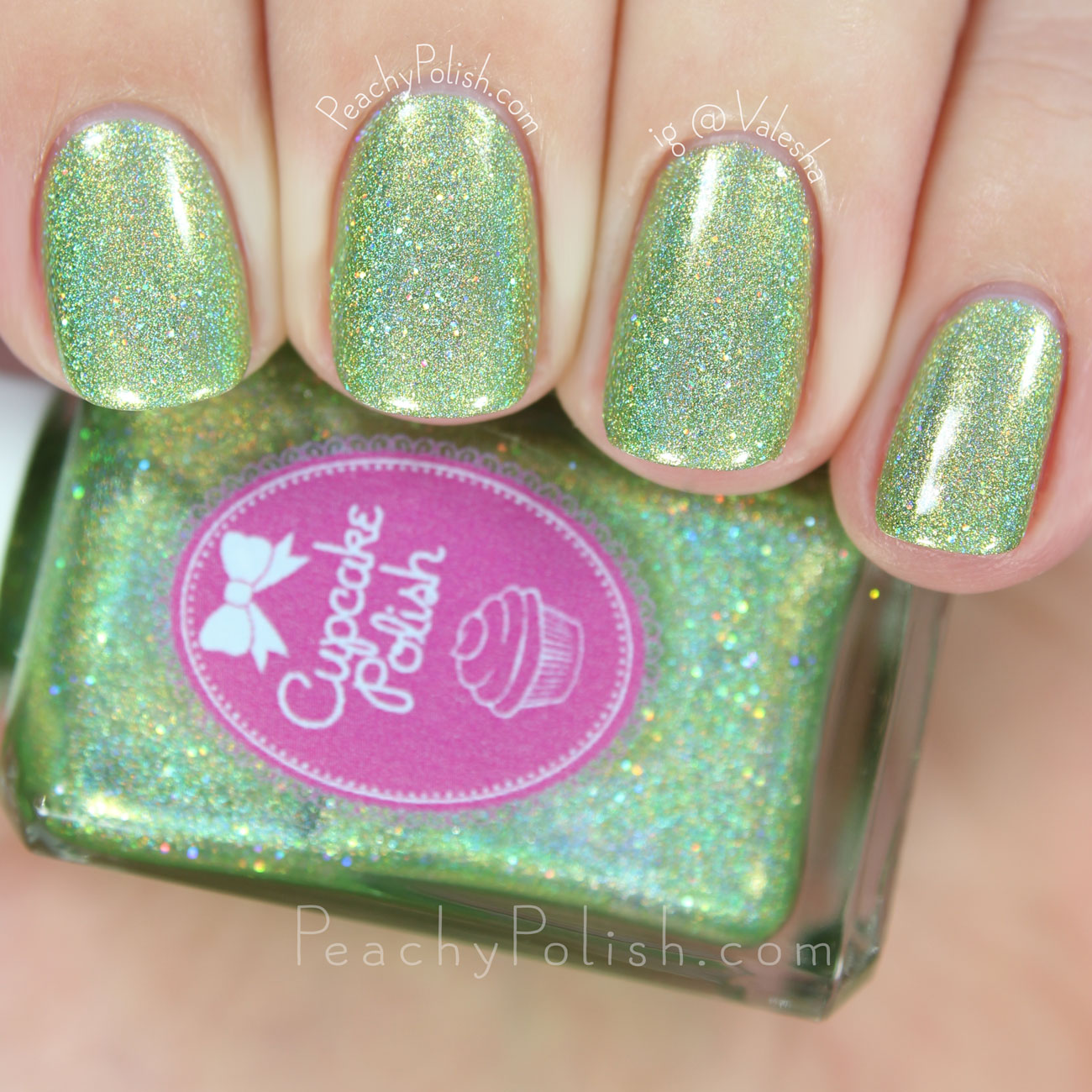 Cupcake Polish Jingle | Holiday 2015 Holiday Magic Collection | Peachy Polish