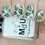 UberChic Beauty: Halloween-04 and Lovely Leaves 3 Stamping Plate Review UberChic Beauty: Halloween-04 and Lovely Leaves 3 Stamping Plate Review
